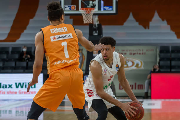 义非凡的德 义非凡的德