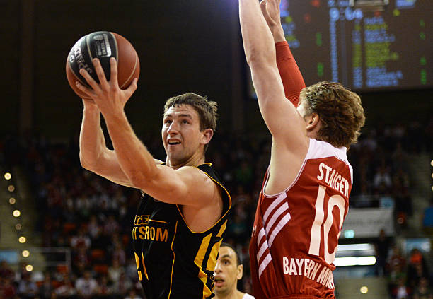 了整个足坛 了整个足坛