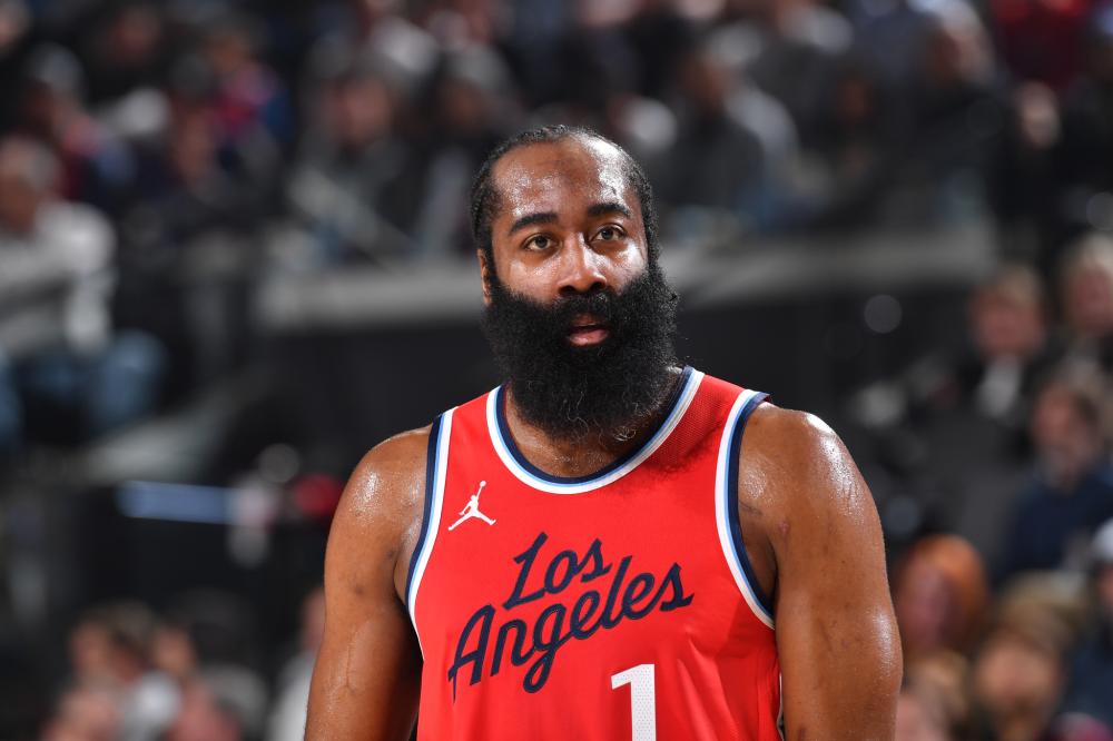 他通过各种 他通过各种