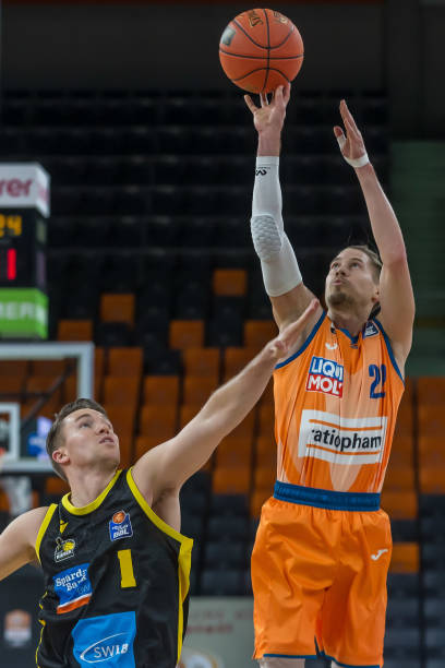 别球员表现 别球员表现